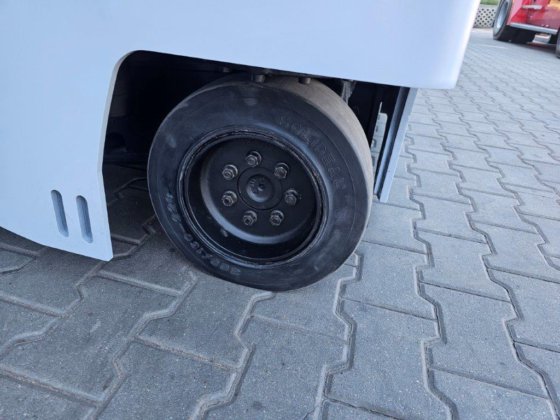 2006 Hubtex MQ25 - TRIPLEX