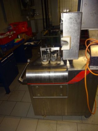 伊诺特WT99- IT-M型香肠分离机