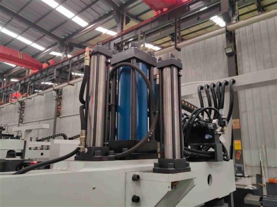 タケダ式TH-1000NC主軸高速高精度CNC複式フライス盤