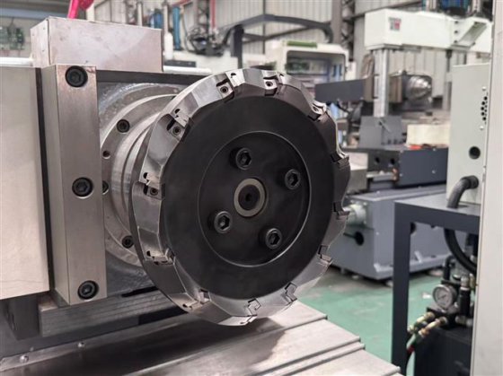 エストップ複式フライス盤 Th-3013nc CNCヘッド移動型複式フライス盤