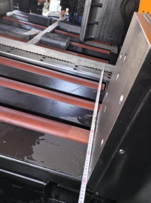 HZ-1310 工厂供应价格自动金属切割带锯床