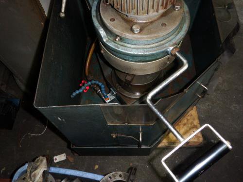 タレパン金型用研磨機