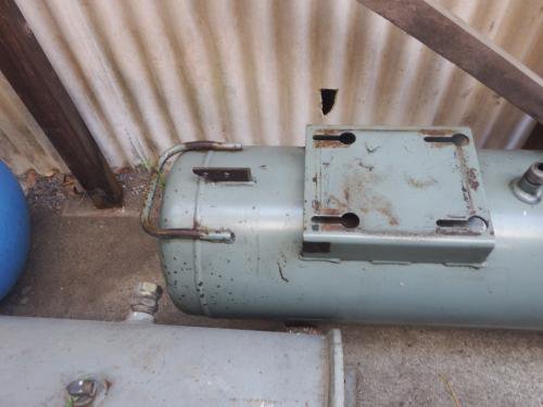 80㍑　レシーバータンク