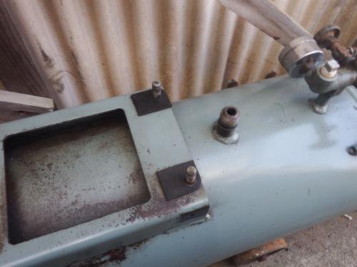 80㍑　レシーバータンク