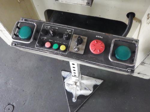 2001 アマダ TPL200