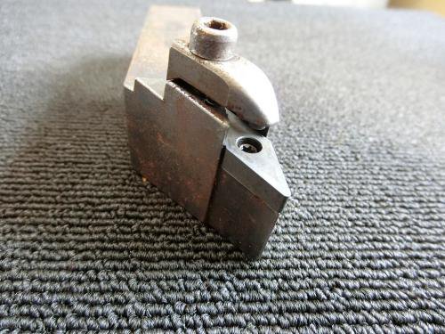 不明 ひし形35°外径旋削ホルダ