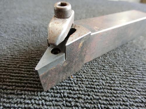 不明 ひし形35°外径旋削ホルダ