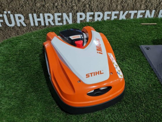 Gebraucht Stihl iMow RMI 422 P Mähroboter in Wallenhorst, Deutschland