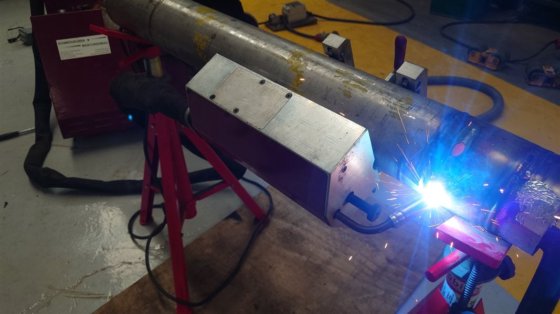 轨道式 MIG 焊机，Schmidgruber 机械制造公司的焊接设备