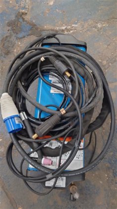 米勒 Maxstar 210 DX TIG