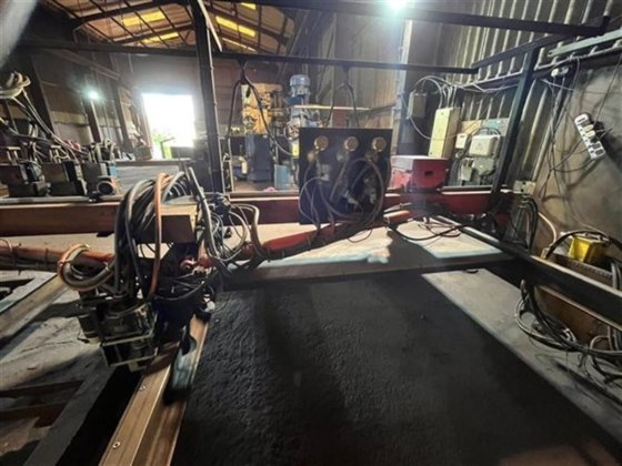 中银西屋型材机