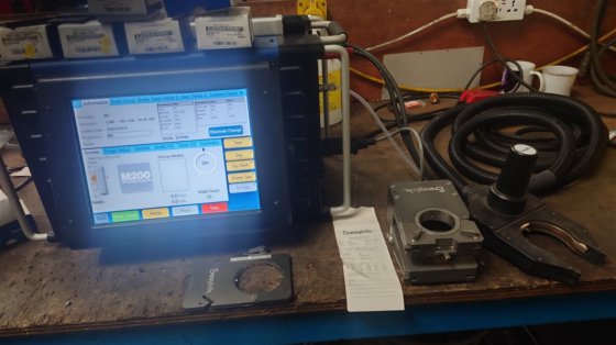 世伟洛克 M200 轨道焊接设备