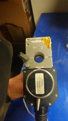 世伟洛克 M200 轨道焊接设备