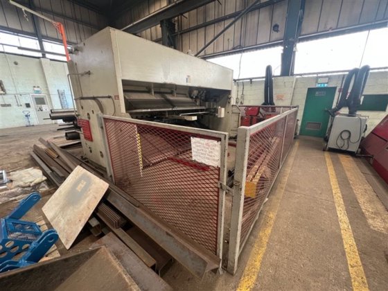 摩根拉什沃斯 HSV CNC 4100/20 机床