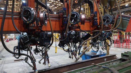 林肯理想弧线埋弧焊