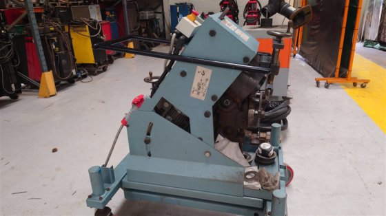 Gullco KBM 28 焊接设备和等离子切割设备