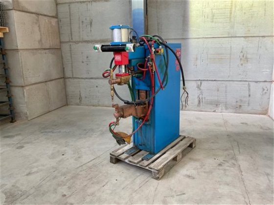 英国联邦 Stronghold 点焊机