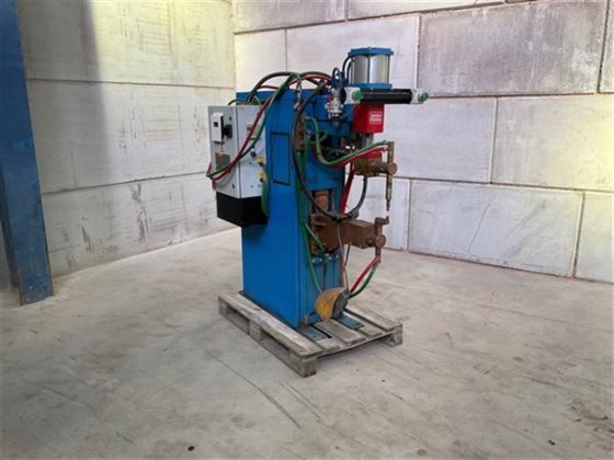 英国联邦 Stronghold 点焊机