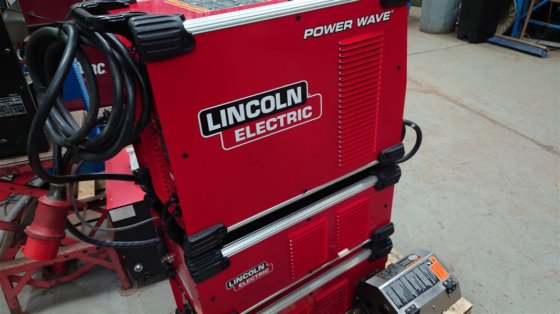 林肯 AutoDrive MIG 焊接设备