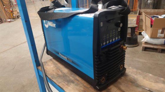 米勒 210 Dynasty TIG 焊接设备