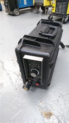 米勒12伏MIG焊接设备