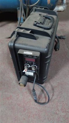 米勒12伏MIG焊接设备