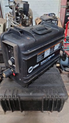 米勒12伏MIG焊接设备