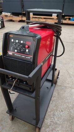 林肯 V305 TIG 焊接设备