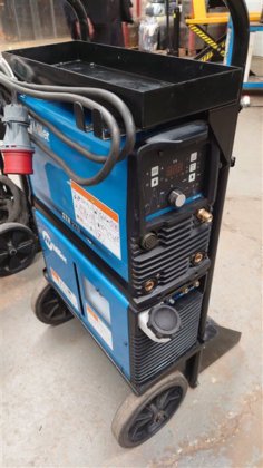 米勒 STH TIG 焊接设备