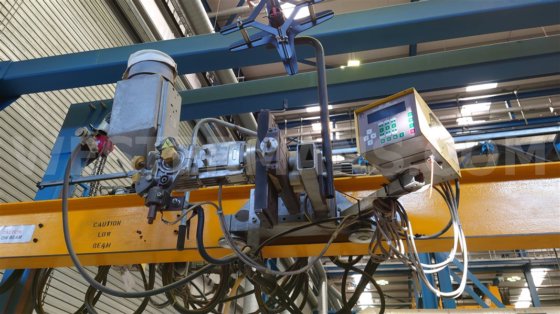 伊萨行进速度 横梁滑架 立柱和吊杆