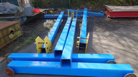 伊萨行进速度 横梁滑架 立柱和吊杆