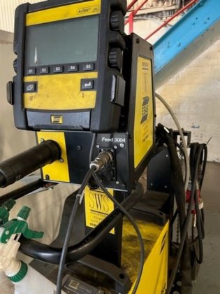 伊萨Aristo 4004i脉冲MIG焊接设备