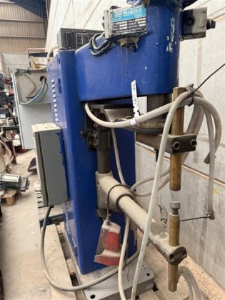 西亚基 Rapid 50 点焊机