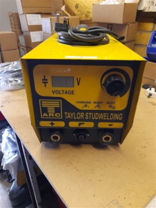泰勒 CDM9 螺柱焊机