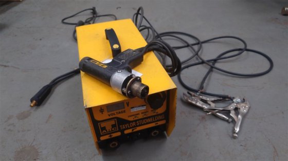 泰勒 CDM9 螺柱焊机