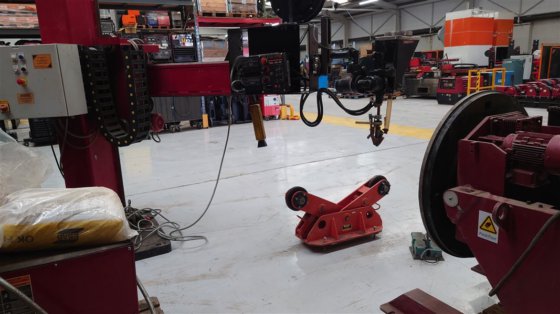 林肯 2x2 立柱和悬臂