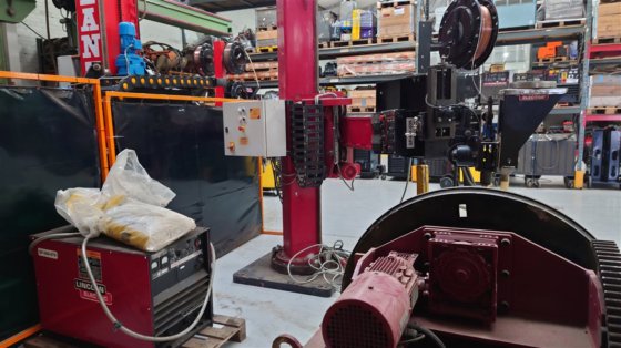 林肯 2x2 立柱和悬臂