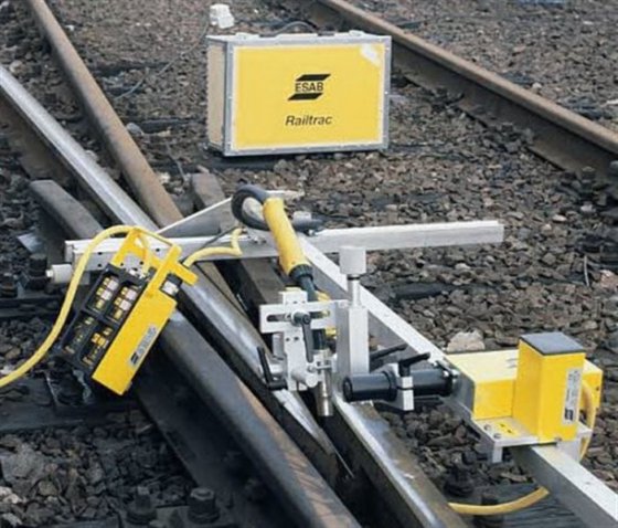 伊萨 Railtrac BV1000 焊接设备和等离子切割设备