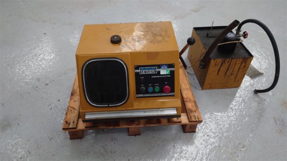 Buehler 磨料切割机 Metaserv 和泵机床