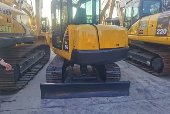 2020 Komatsu PC 56