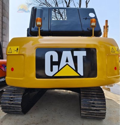 2018 CAT 320 D