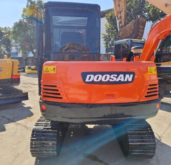 2020 Doosan DH 55