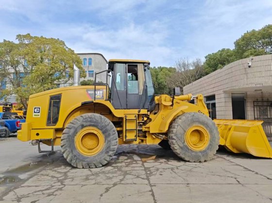 2022 CAT 966 H