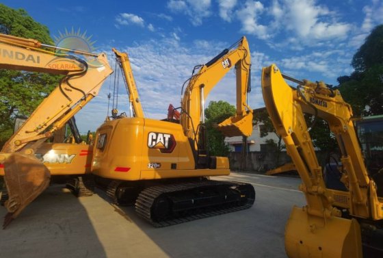 2022 CAT 320 GC