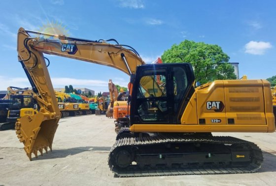 2022 CAT 320 GC