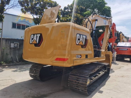 2022 CAT 320 GC