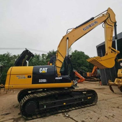 2020 CAT 320d2