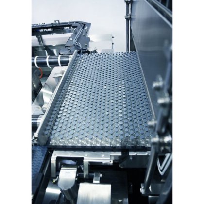 Hull Freeze Dryer Loading &