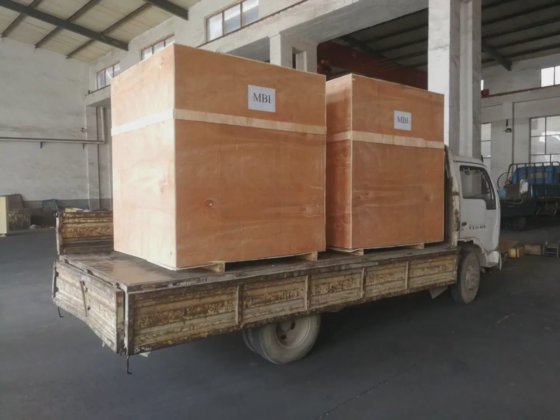 制造价格双金属电触点铆接机