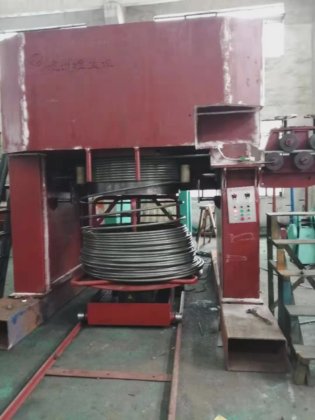 倒立式钢铁名牌拉丝机